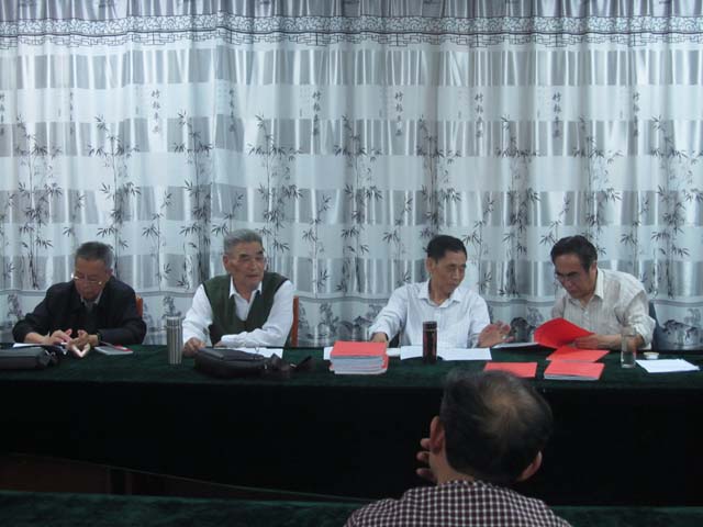 2016年市区关工委调研指导新安中学普法教育工作 (32).JPG