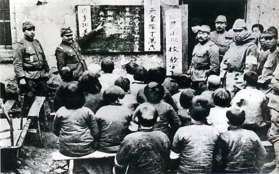 1932年3月9日，“伪满洲国”在长春成立。